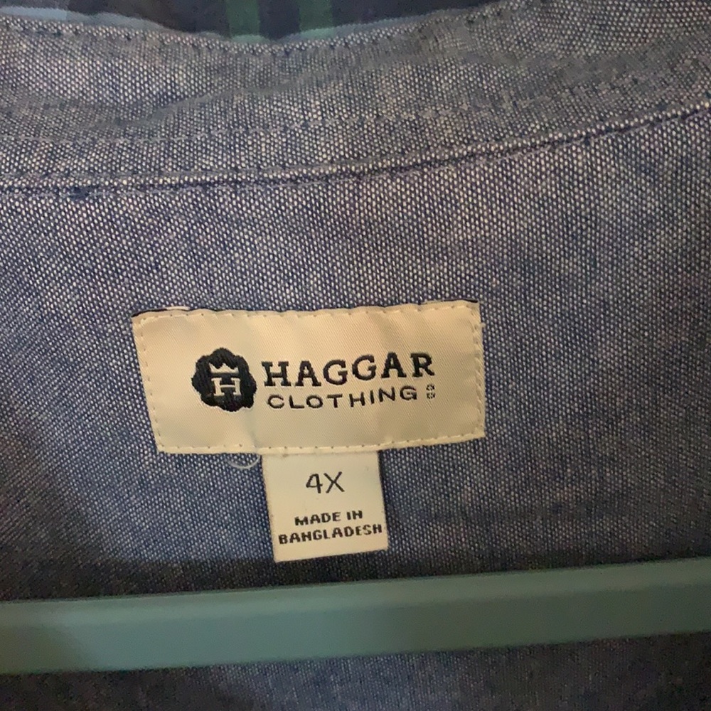 Button down - Picture 2 of 2